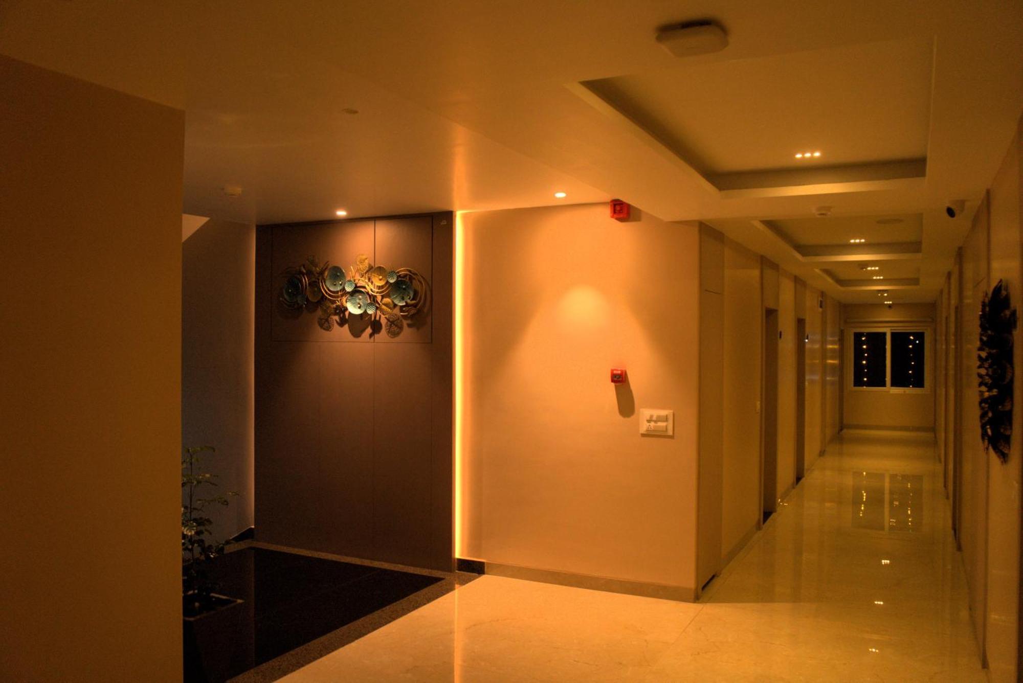 Hotel Tanisha Kishanganj Exteriör bild